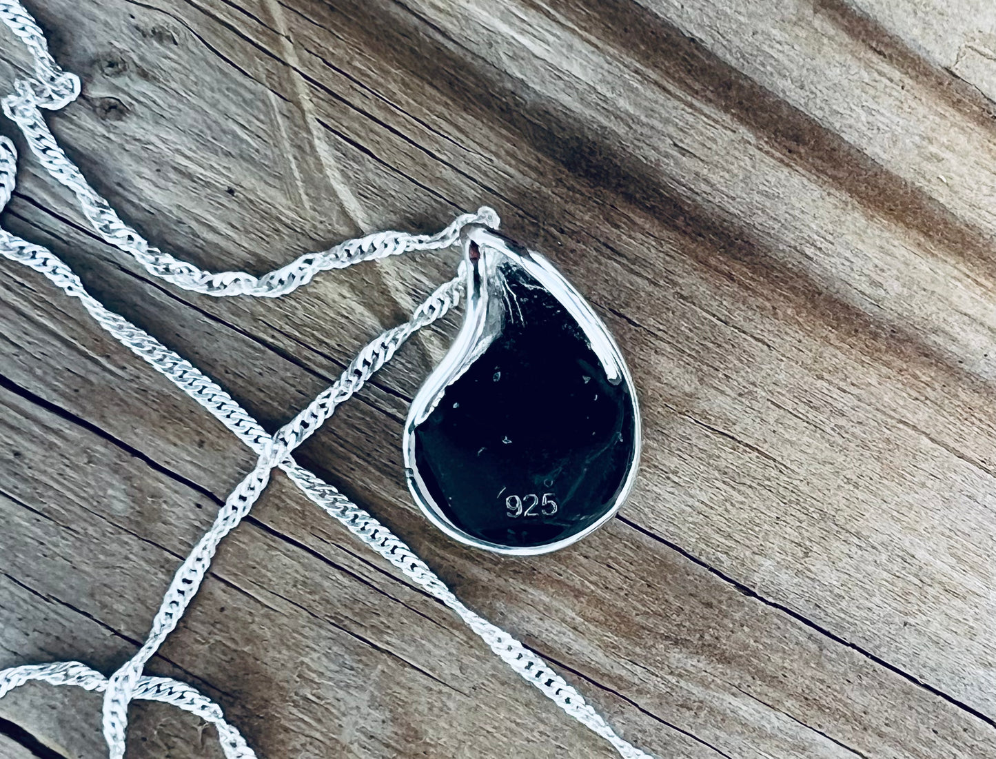 Curvy Milk Drop Pendant